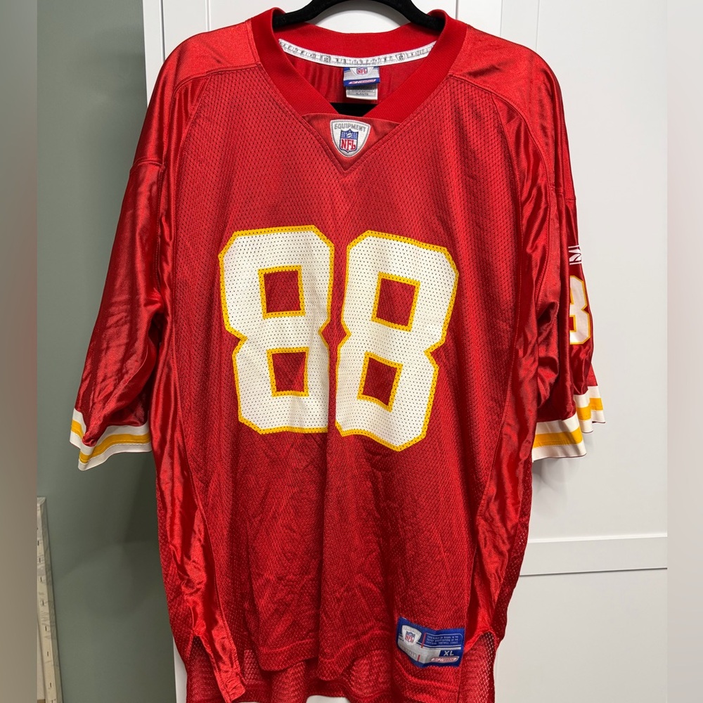 NFL Reebok, Kansas City, Chiefs number 88 Tony Gonzales